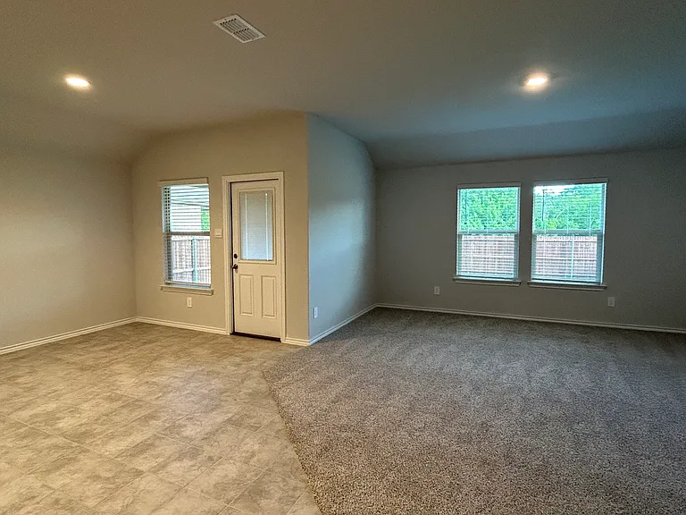 108 Piping Rock Dr — Photo 14