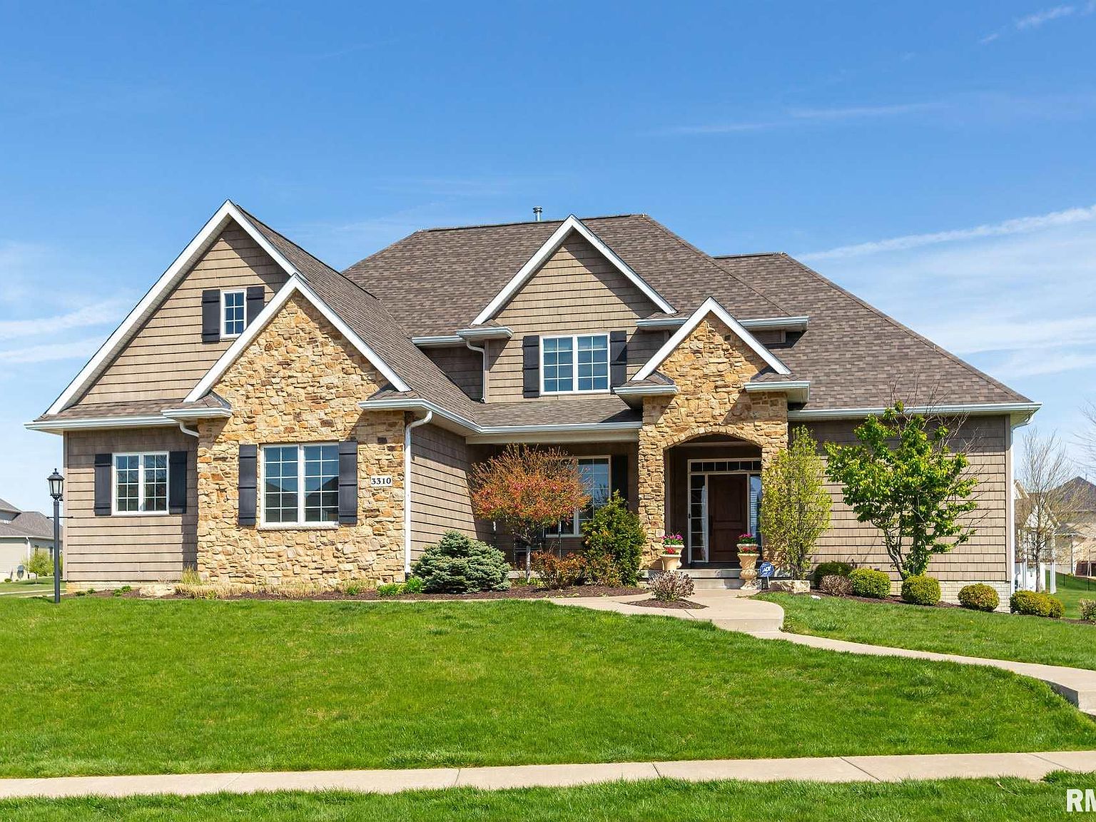 3310 Crow Lake Dr, Bettendorf, IA 52722 Zillow