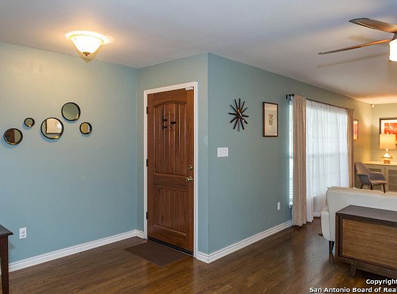 3rd image of 8706 Charro Ln