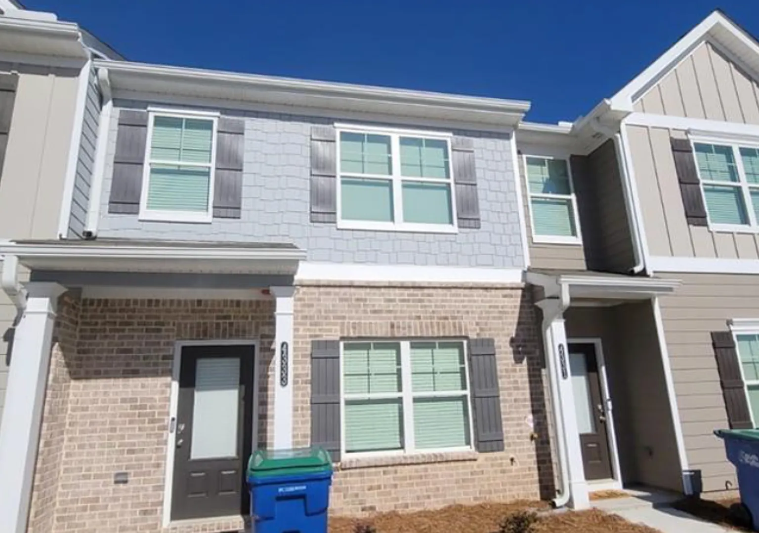 Room in 3 Bedroom Home at Shaffer Ct — Photo 2