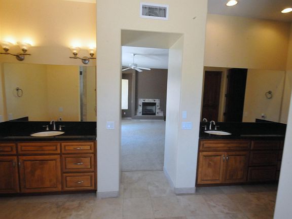 dual master vanities