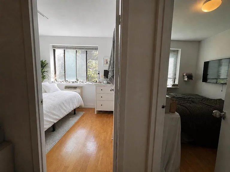 287 E 4th St #2F — Photo 8