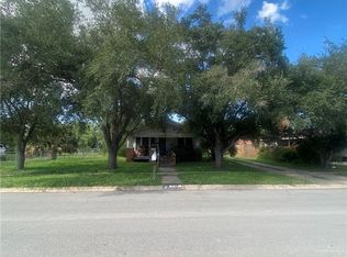 534 W Rodriguez Ave, Raymondville, TX 78580