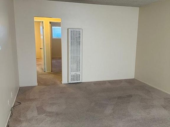 4th image of 4051 W 137th St #A-c