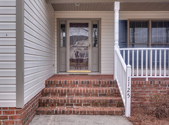 3rd image of 1125 Culpepper Dr