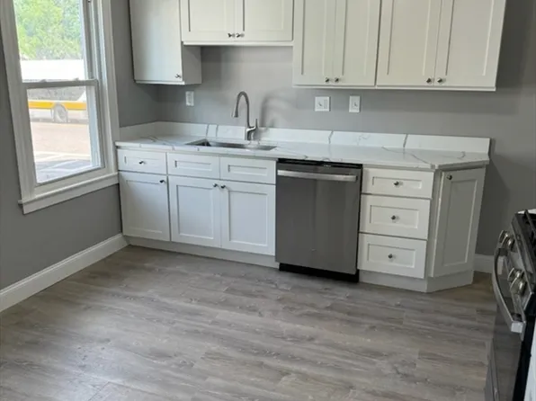 68 Norfolk St #1, Dorchester, MA 02124