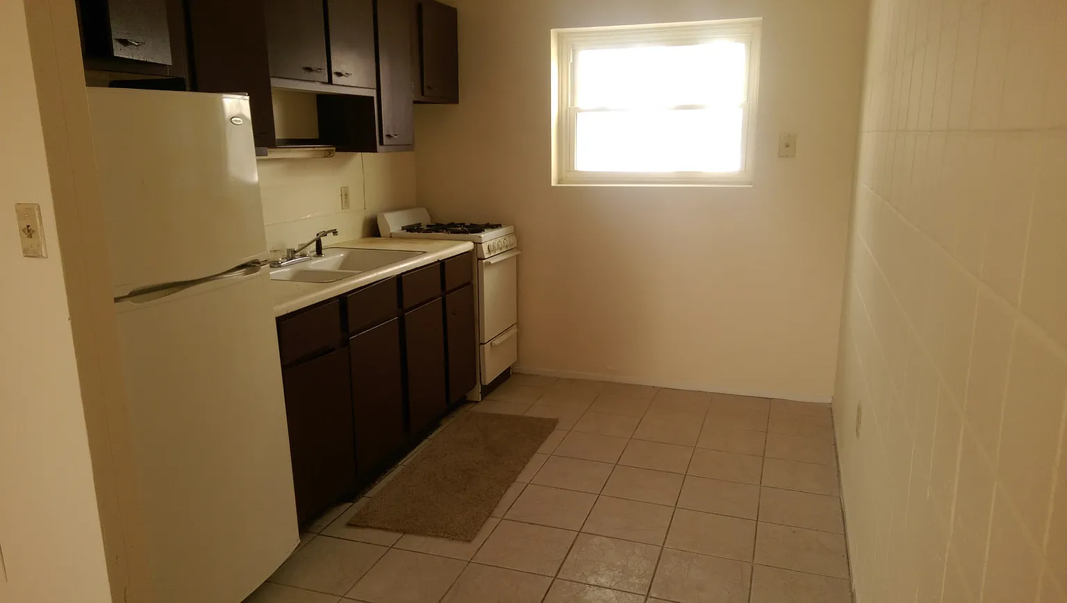 400 Briar Ln APT 2 photo 1