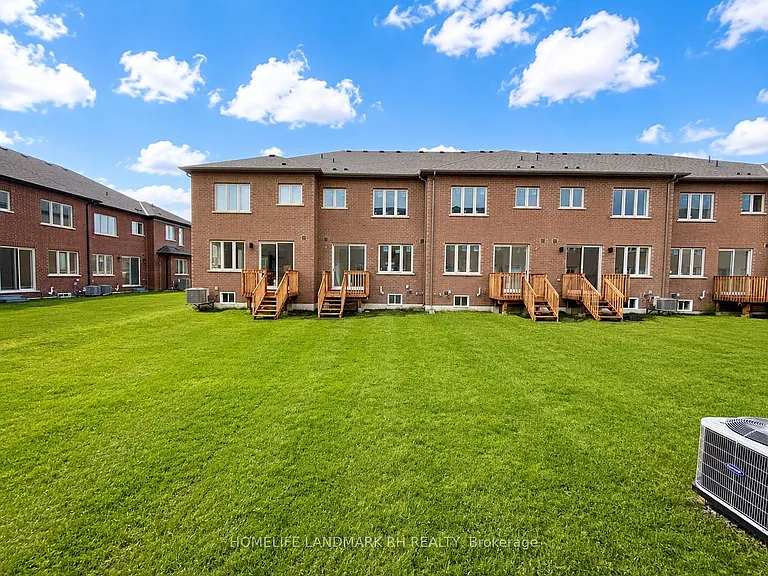 37 Schmeltzer Cres — Photo 7