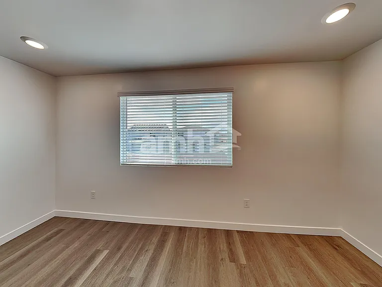 18489 W El Cortez Pl — Photo 9