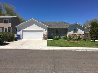 1670 Winchester Dr, Elko, NV 89801