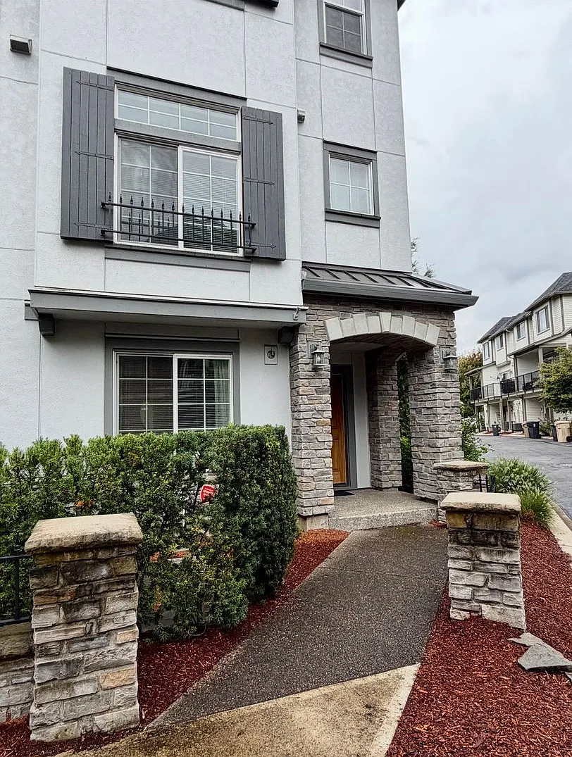 Beautiful Wilsonville Townhouse in Immaculate Tonquin Woods at Villebois Neighborhood! Many Parks... — Photo 2