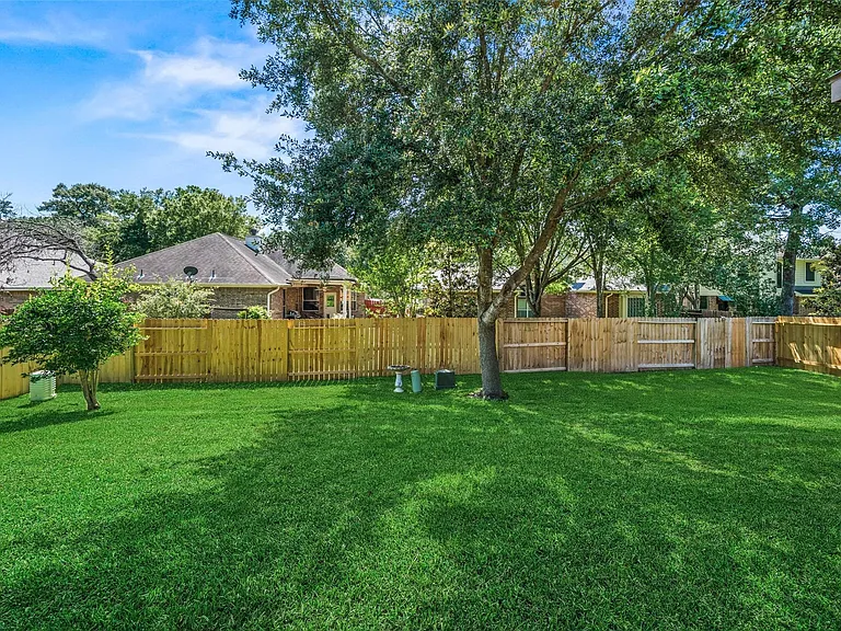 2406 Winter Trail Dr — Photo 33