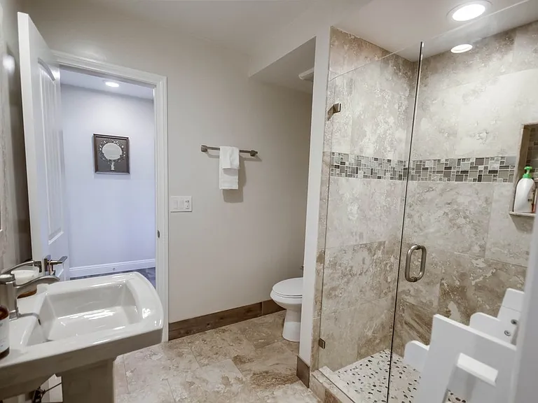 7832 Cinnabar Dr — Photo 36