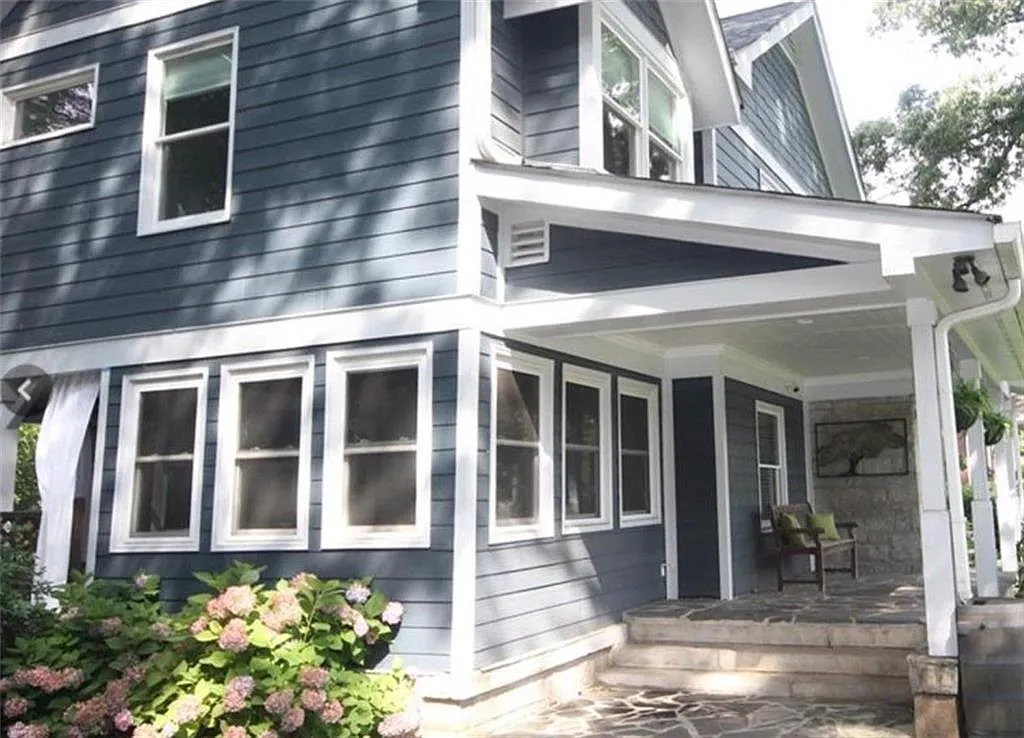 5 bed, 3.0 bath, 2575 sqft, $3,500 — Photo 2