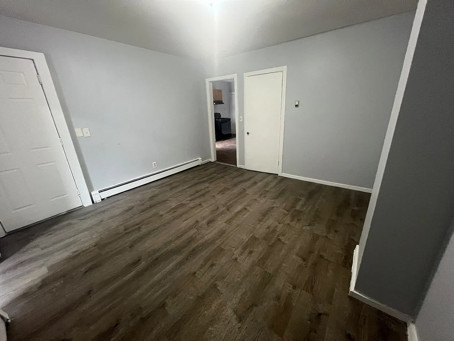 2 bed, $1,900 — Photo 3