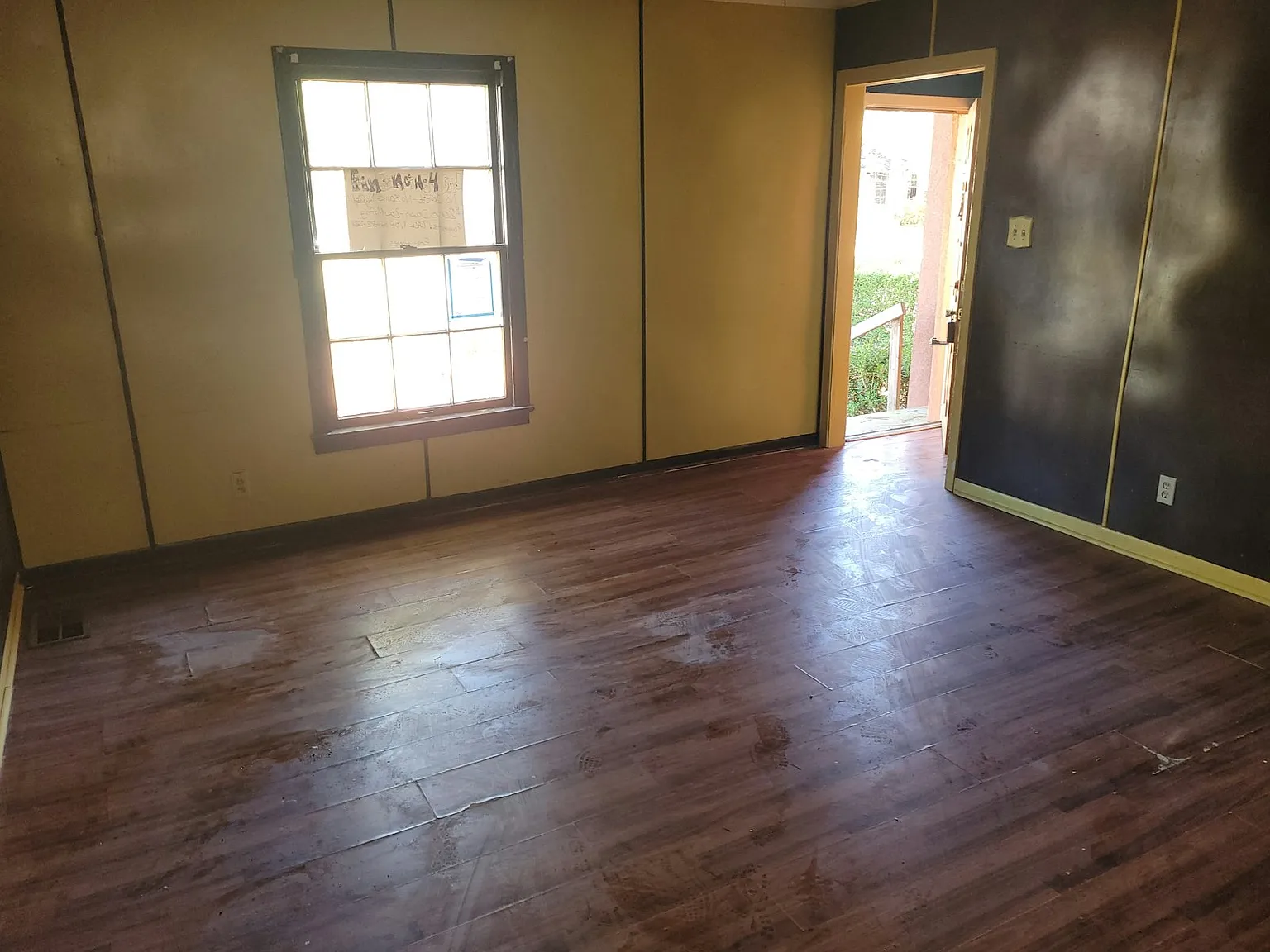 642 West 75th Street — Photo 3