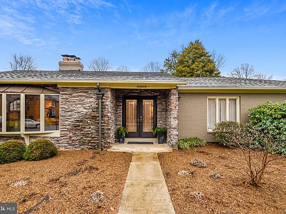 2nd image of 10903 Watermill Ct