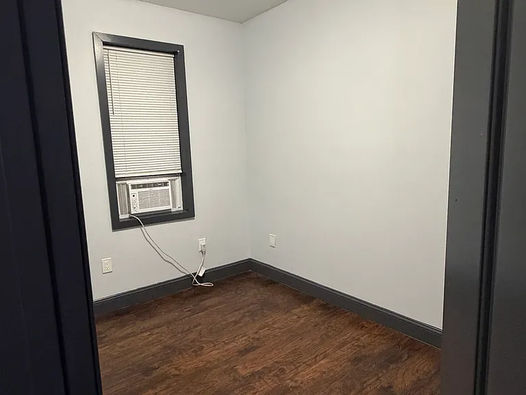 4756 Alhambra Ave — Photo 6