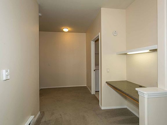 5th image of 1210 NE 63rd Way Unit 904