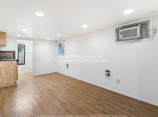 Unique Fusion of Space: Your Dream Home Awaits with the Perfect Blend of One Bedroom and Expansiv..., Portland, OR 97218