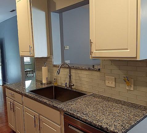 4th image of 1547 Honeybee Ln