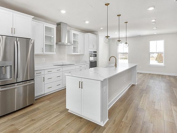 4th image of 44588 Strabane Ter