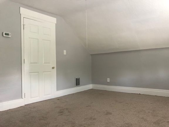3rd image of 27 Wilkes Ave #2
