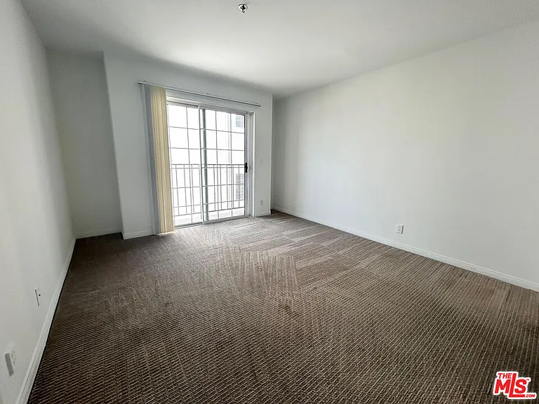 11734 Montana Ave #409 — Photo 12