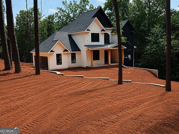 3rd image of 795 Greenwood Acres Dr