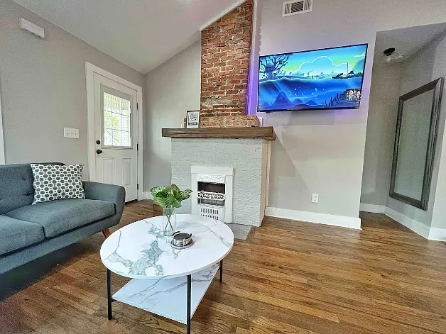 1137 Martin Luther King Jr Dr NW — Photo 5