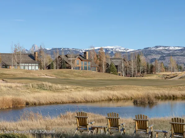 905 Dusty Maiden Ct, Driggs, ID 83422