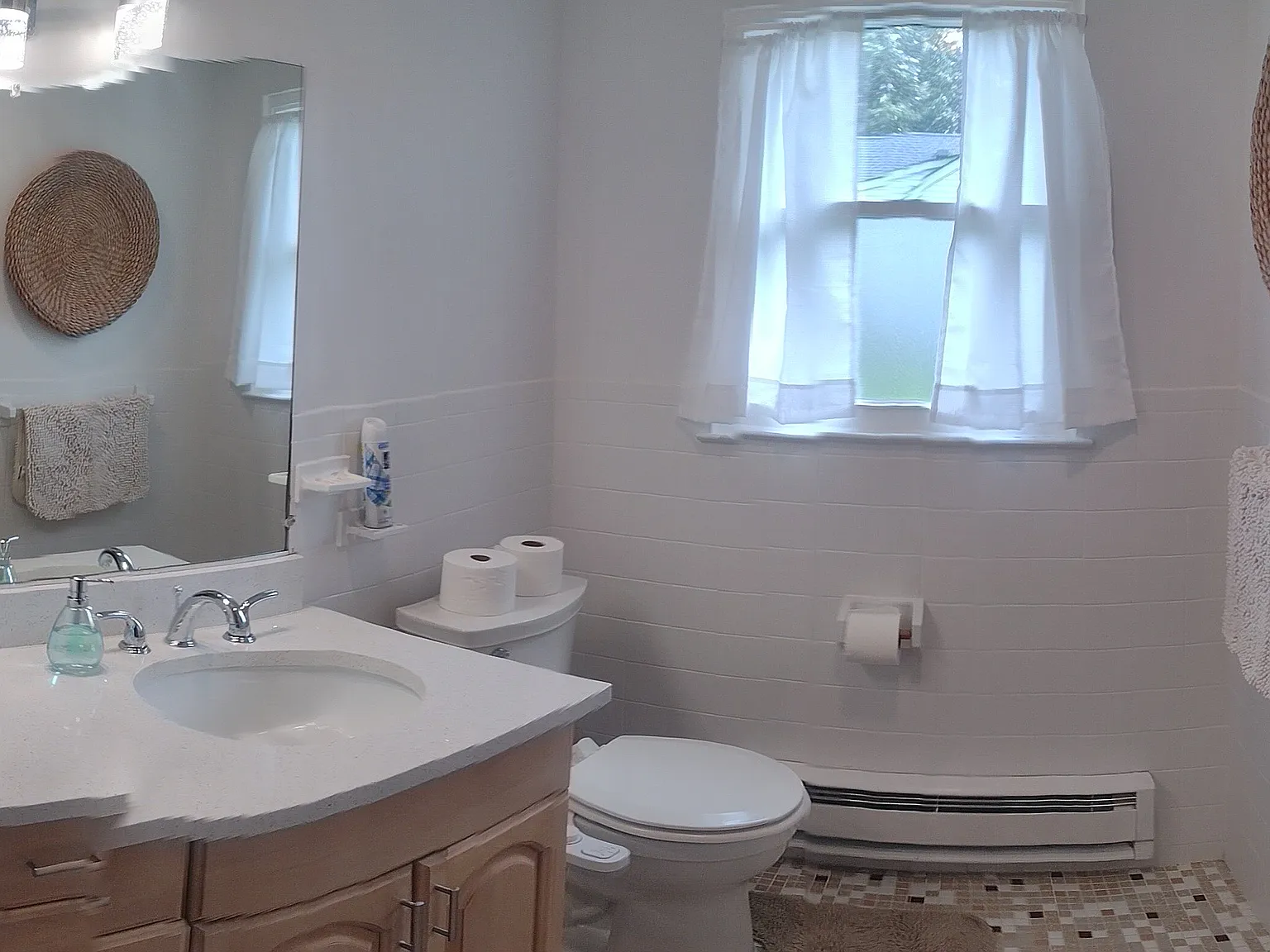 2 bed, $3,175 — Photo 2