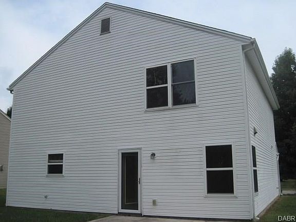 2nd image of 5921 Hillary St