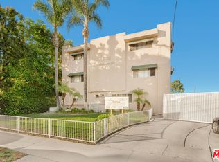 11725 Gilmore St, North Hollywood, CA 91606