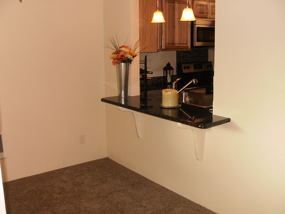office or 4th bedroom