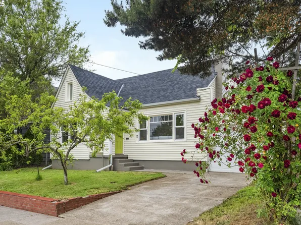 5107 SE Bush St, Portland, OR 97206