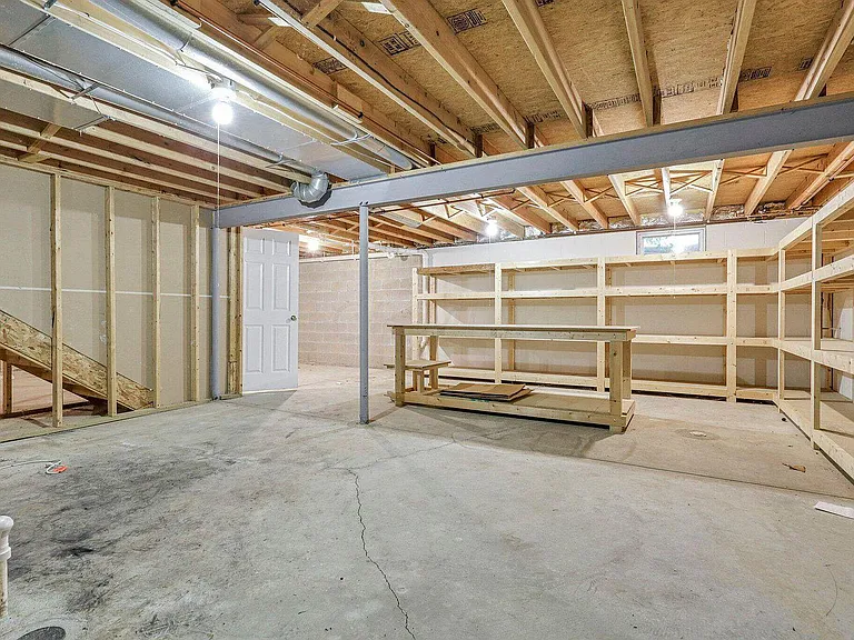 2691 Abbey Knoll Dr — Photo 36