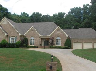 2055 Innsfail Dr, Snellville, GA 30078