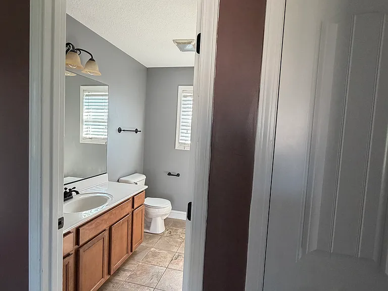 7640 Greenscape Dr — Photo 6