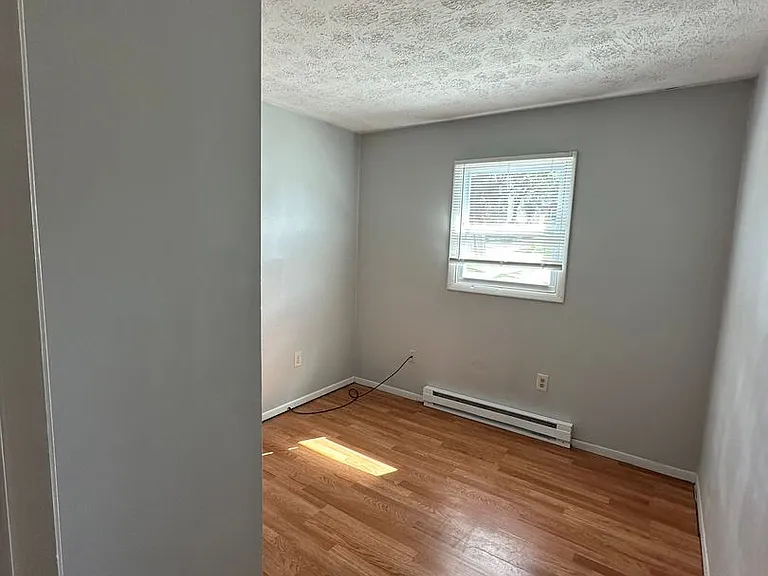 1274 Green Valley Dr — Photo 4