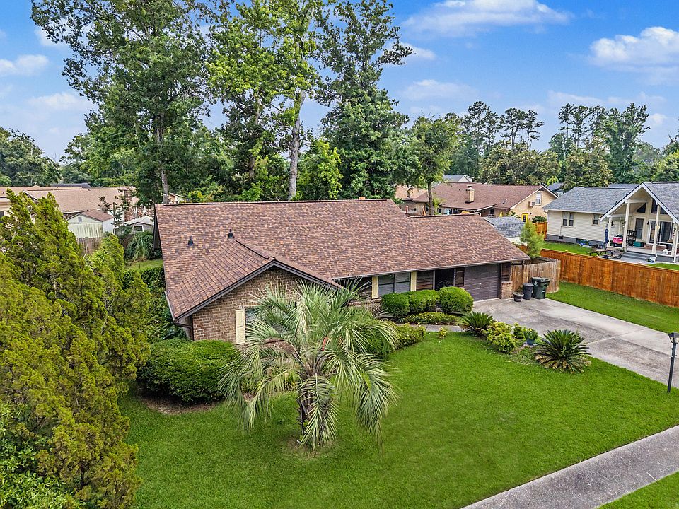 1st image of 1001 Colonial Pines Dr