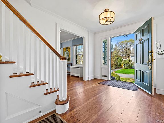 3rd image of 134 Brewster Road