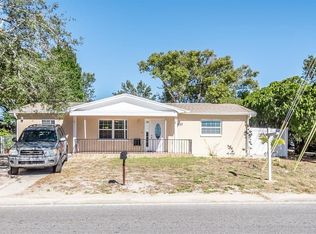 8027 Fox Hollow Dr, Port Richey, FL 34668