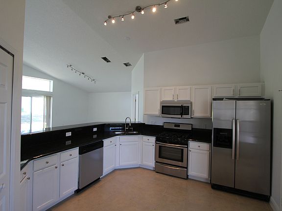 2nd image of 210 Garberia Dr