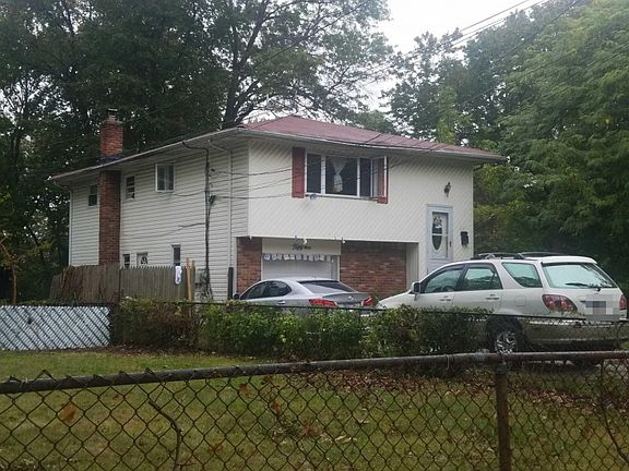 3rd image of 56 Overland Ave