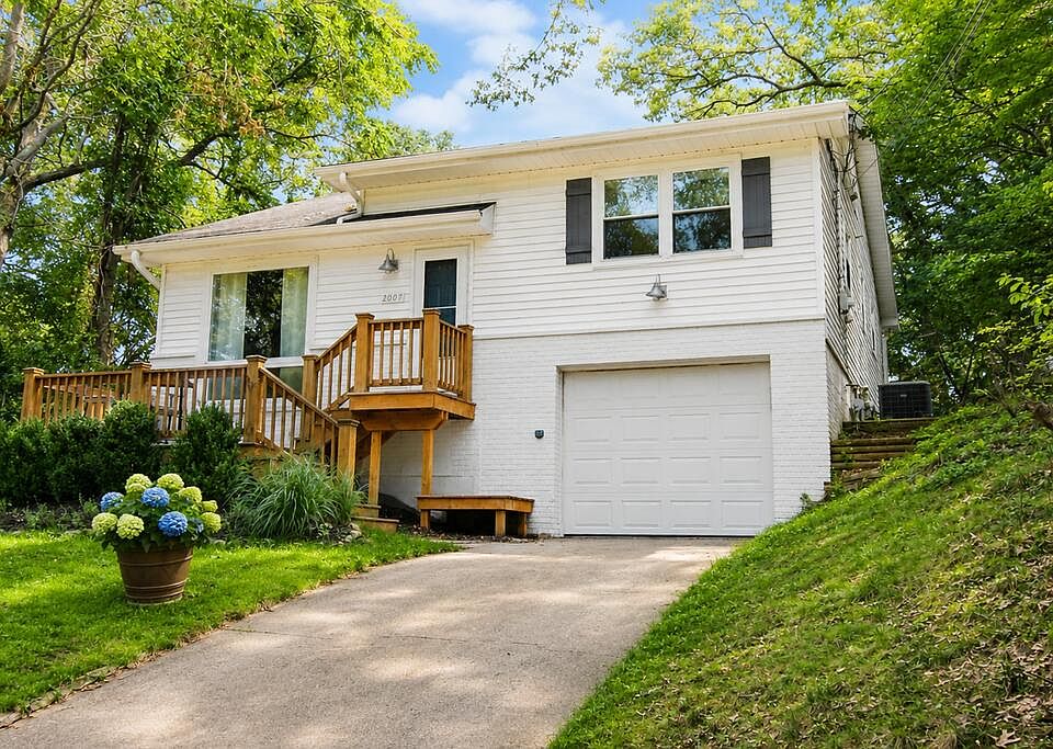 1st image of 2007 Claremont Dr
