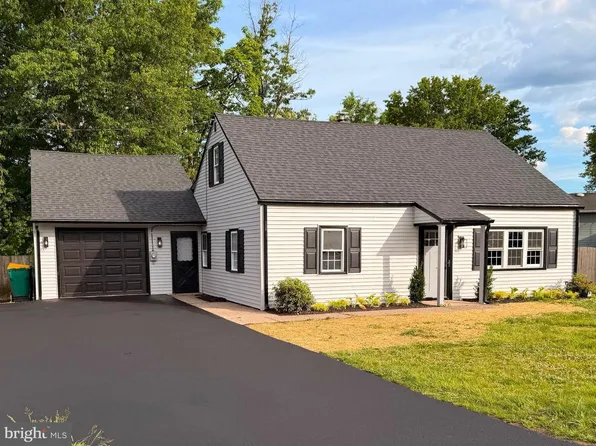 340 W Broad St, Hatfield, PA 19440
