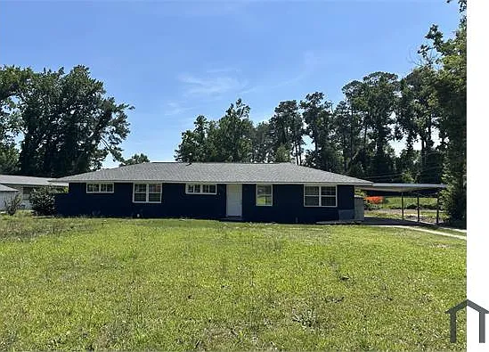 4 bed, 1500 sqft, $1,585 — Photo 3