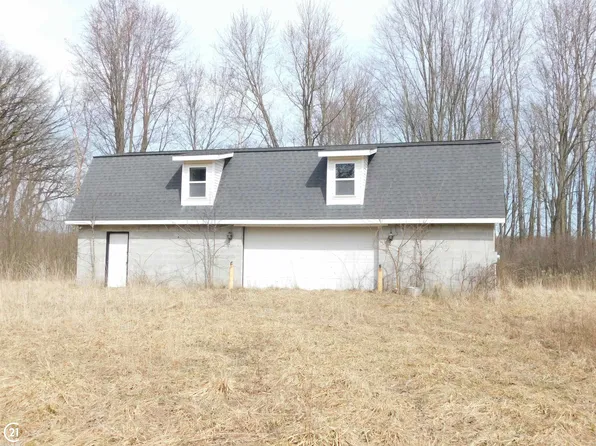 14784 Terry Rd, Allenton, MI 48002