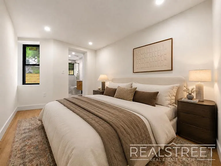 1267 Bergen St #1 — Photo 4